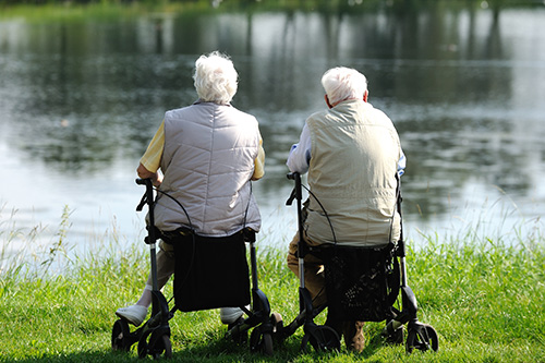 Seniorenprodukte: Rollator im Test bei Sorglos & Aktiv.